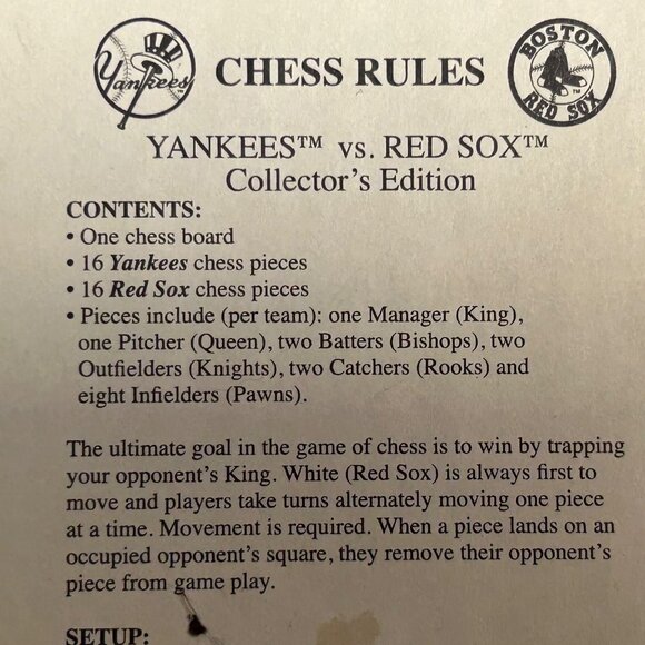 USAopoly MLB Rivalry Chess Yankees Vs RedSox Collector Edition - Picture 4 of 13